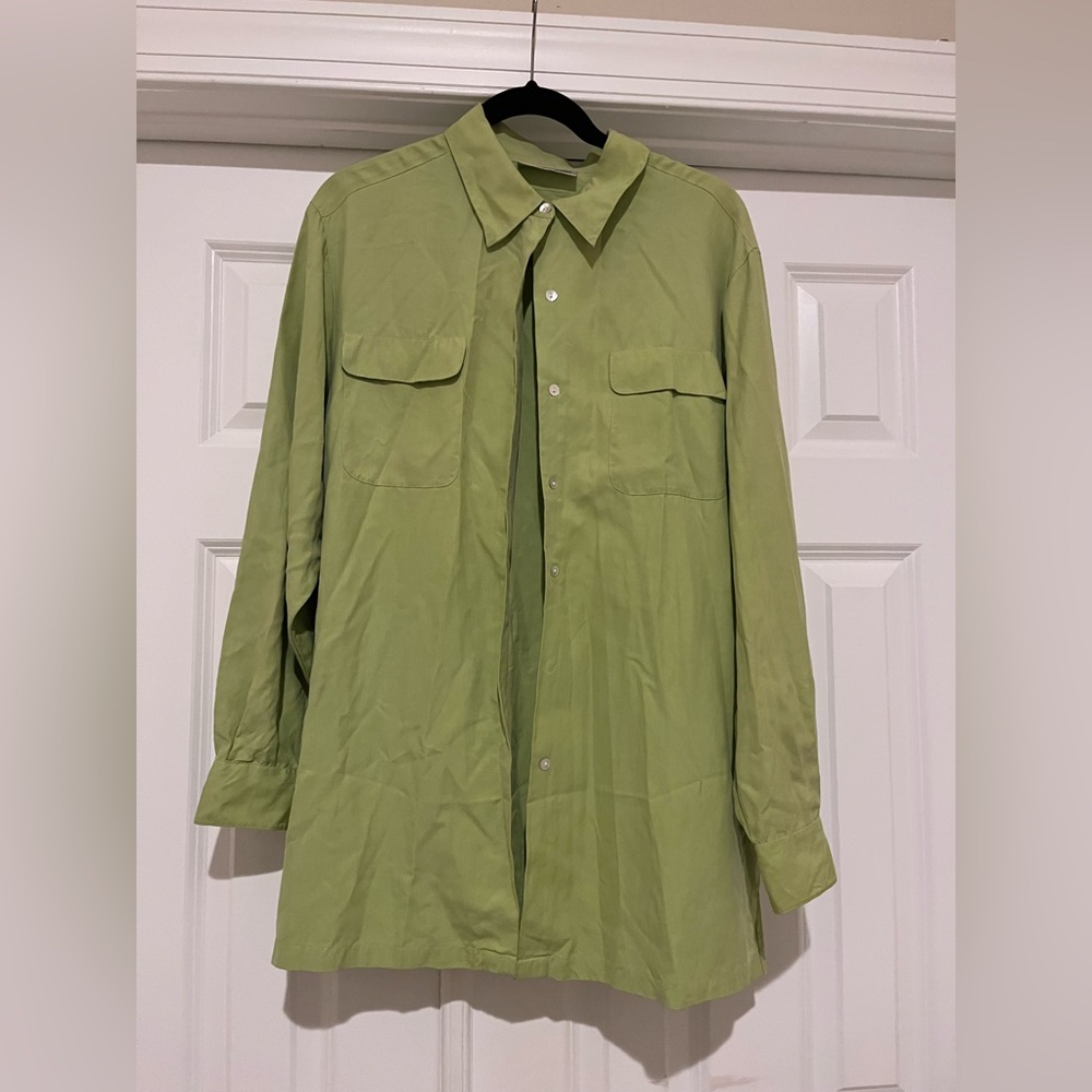 Amanda Smith Women Flowy Button down Shirt